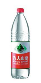 全自動(dòng)灌裝機(jī)灌裝效果